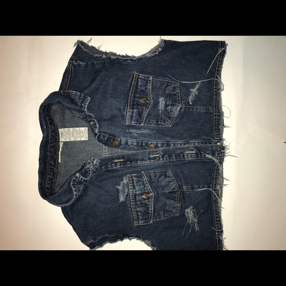 Crop , distressed Jean jacket